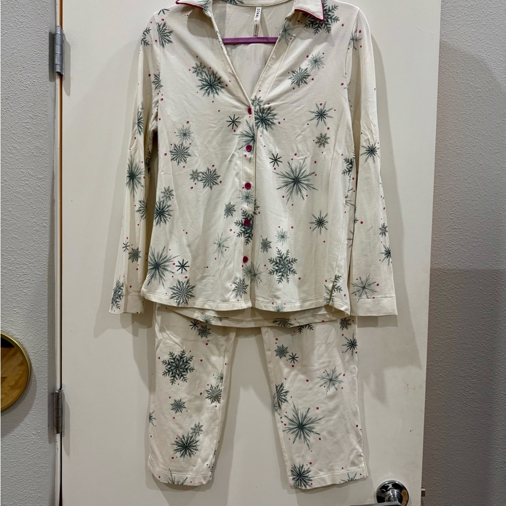 SOMA Cream Pajama Set with Starburst Pattern